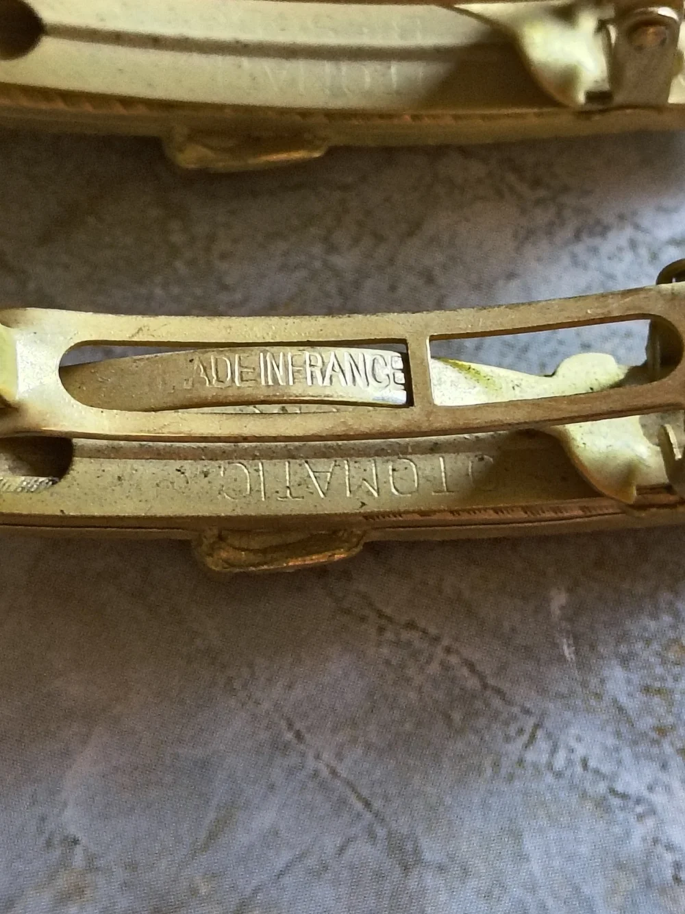 Vintage French Otomatic Gold-tone Buckle Hair Clips